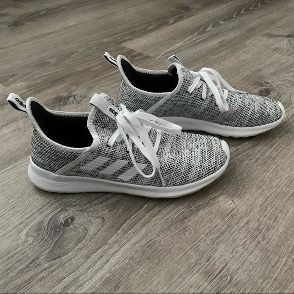 Adidas Cloudfoam Pure - size 6 - Picture 2 of 8